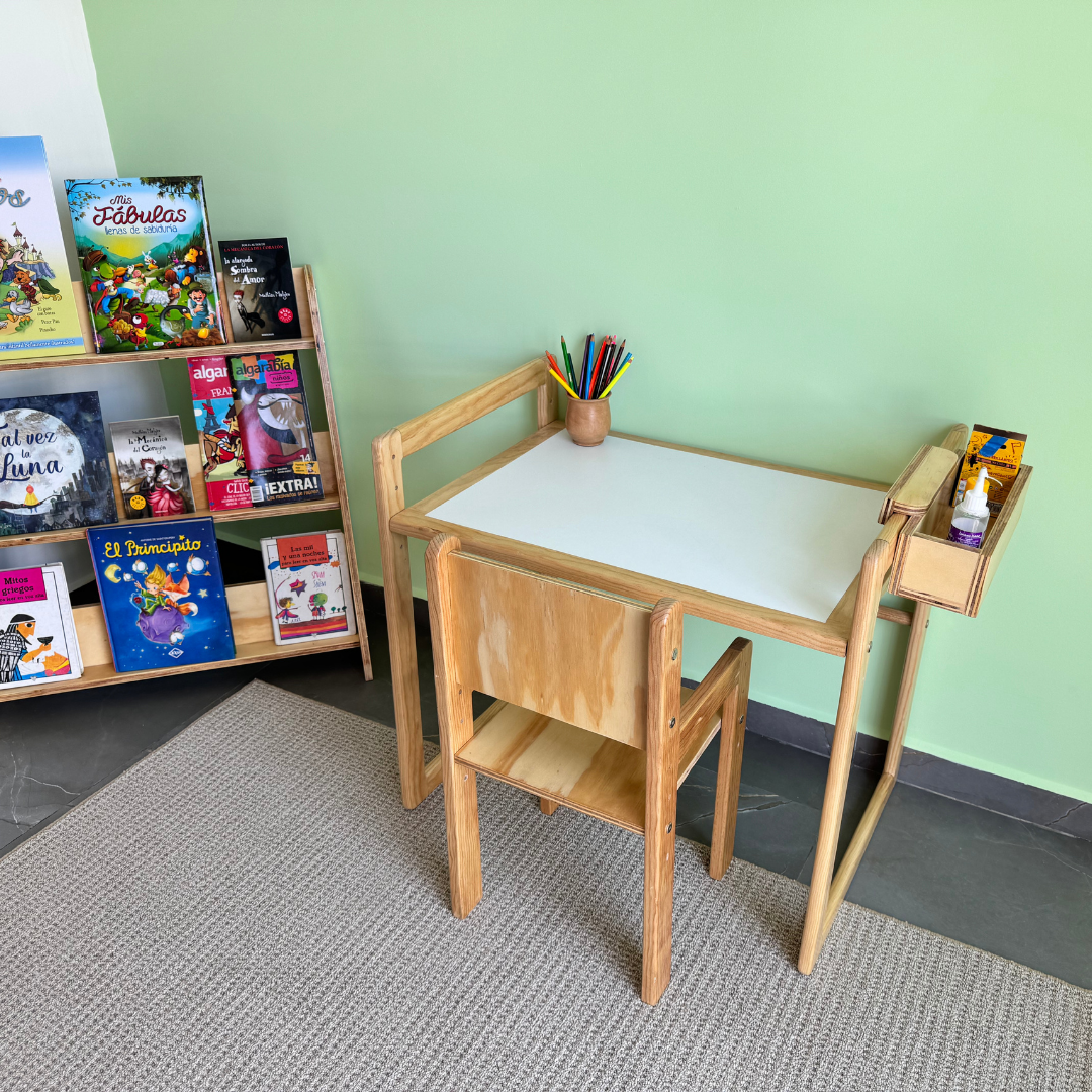 Paquete Mesa y silla Montessori